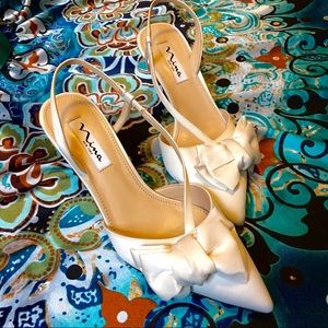 Ivory Pointed Sling Back Heel with Bow